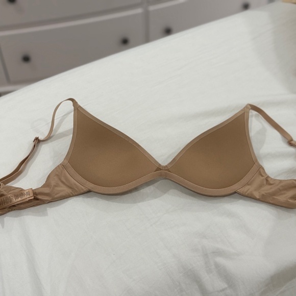 SKIMS Push-up Bra - Picture 2 of 7